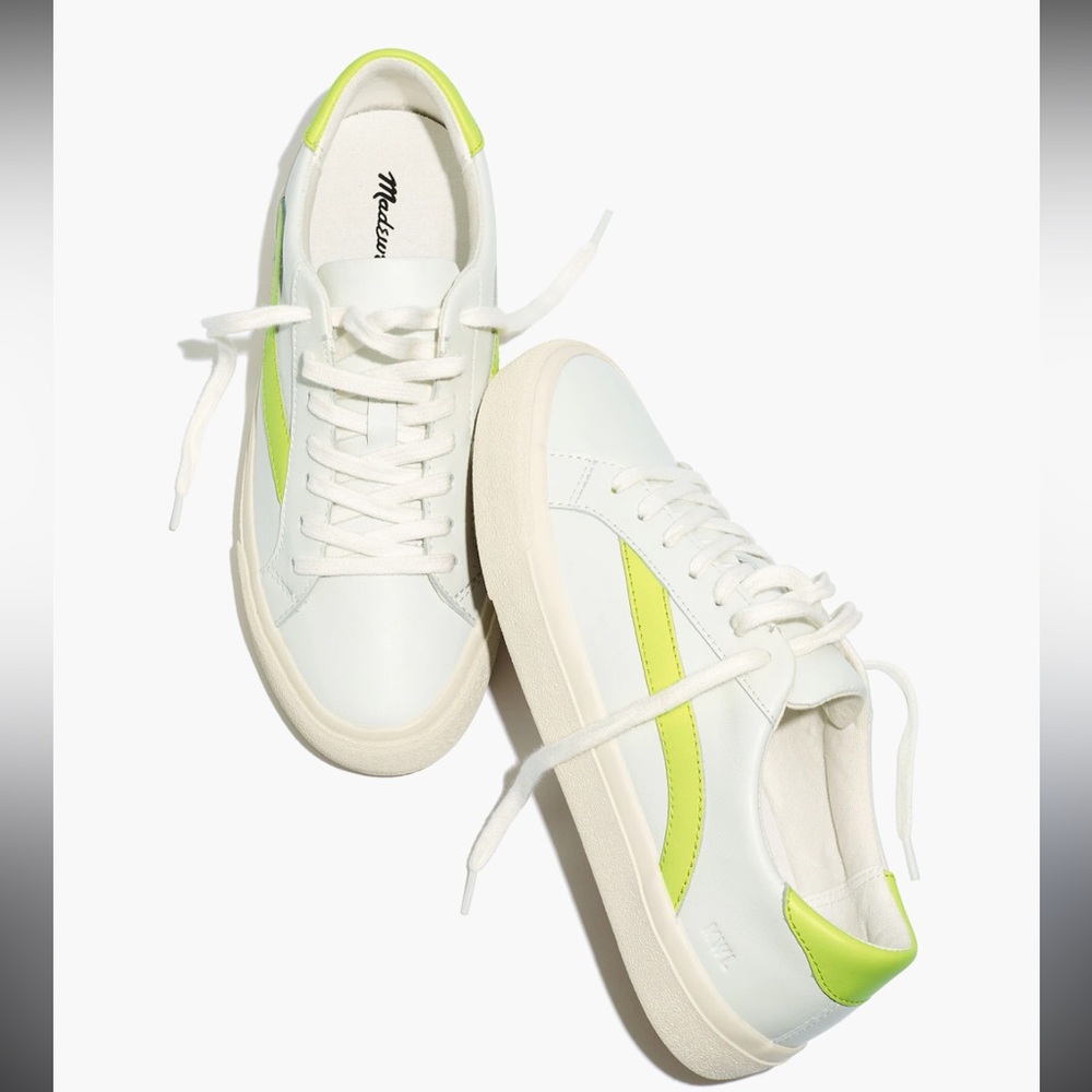 Madewell Women's Sidewalk Low Top Sneakers White and Green Leather 8.5